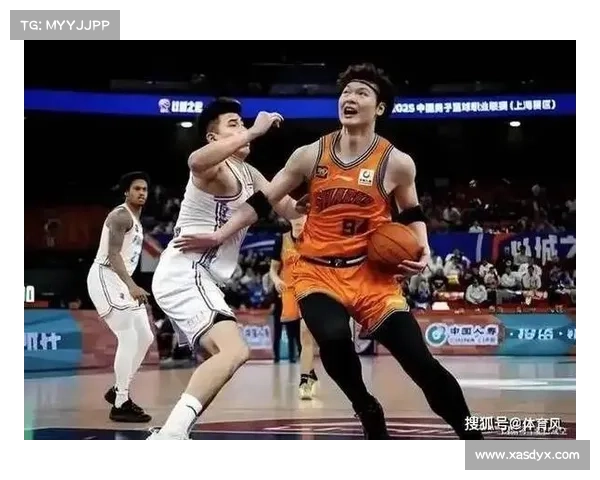 NBA行为😅上海长传王哲林扣篮 但闫军表示已经叫了暂停2分无效
